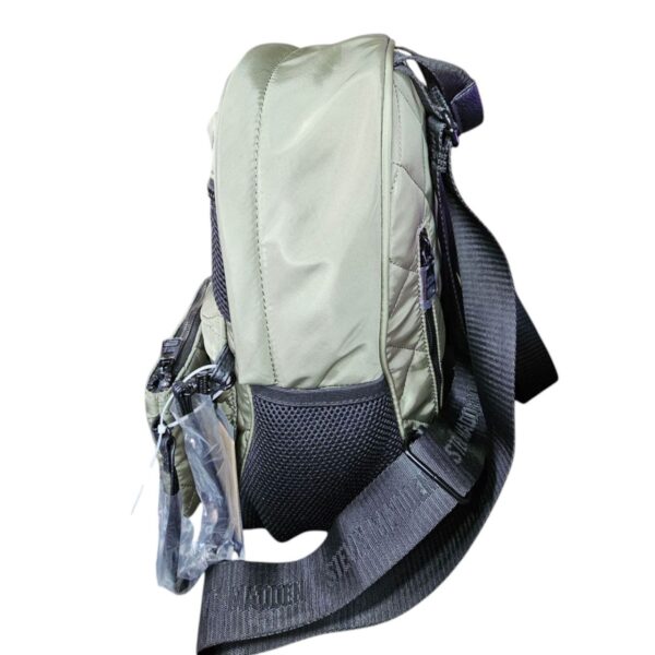 Mochila Steve Madden DR141635 Olive Bfresh Quilt – Verde Militar con Bolsita Extra - Image 2