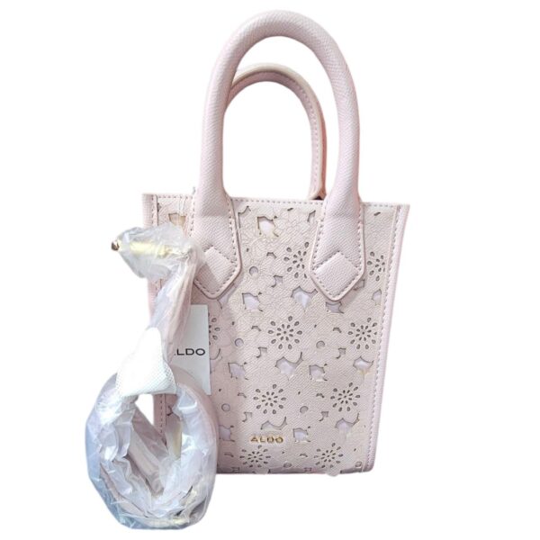 Bolsa ALDO Mini Tote Rosa con Diseño Calado y Correa Ajustable - Image 3