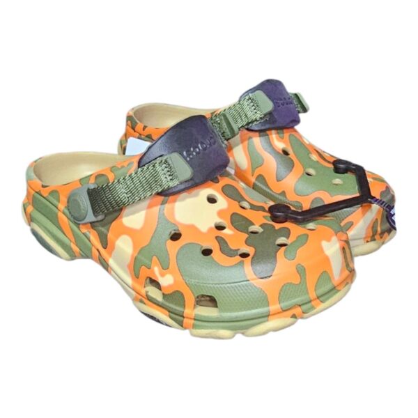 Crocs Iconic Comfort Camufladas - Talla 19 (MX) / C13 US / EUR 30-31