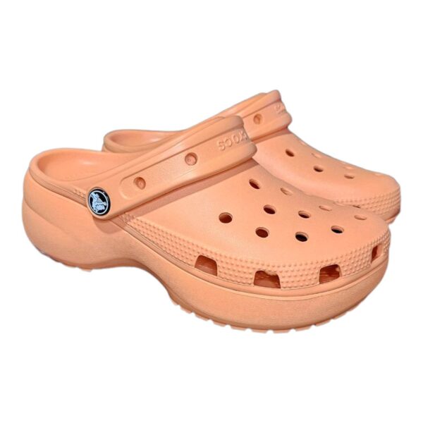 Crocs Plataforma Melocotón – Talla 21 MX / W5 US / 34-35 EU