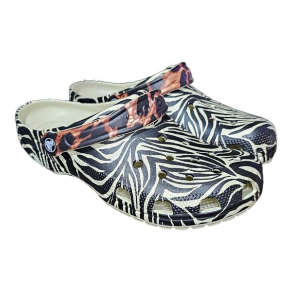 Crocs Animal Print Cebra y Leopardo - Talla 26 MX / M8 W10 US / 41-42 EU