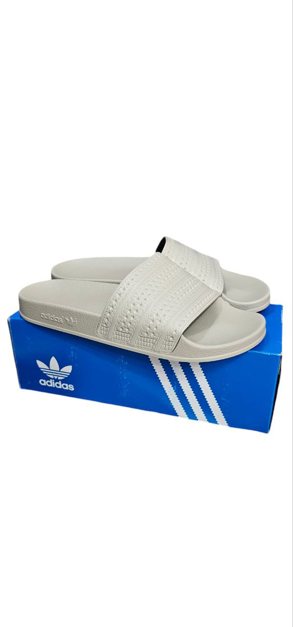 Adidas Adilette Beige Claro | Talla 27 MX / 9 US / 43 EU