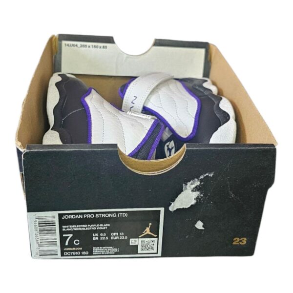 Jordan Pro Strong TD White/Black/Purple – Talla 13 MX / 7C USA / 23.5 EUR - Image 3