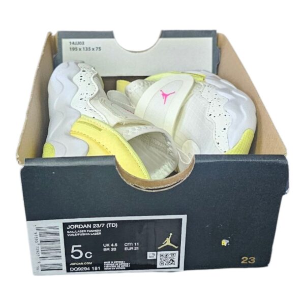 ordan 23/7 TD White/Volt – Talla 11 MX / 5C USA / 21 EUR (Caja de Outlet) - Image 3