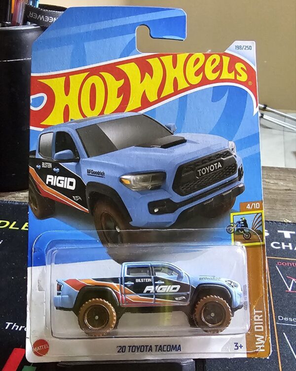 Hot Wheels '20 Toyota Tacoma | HW Dirt | Mattel