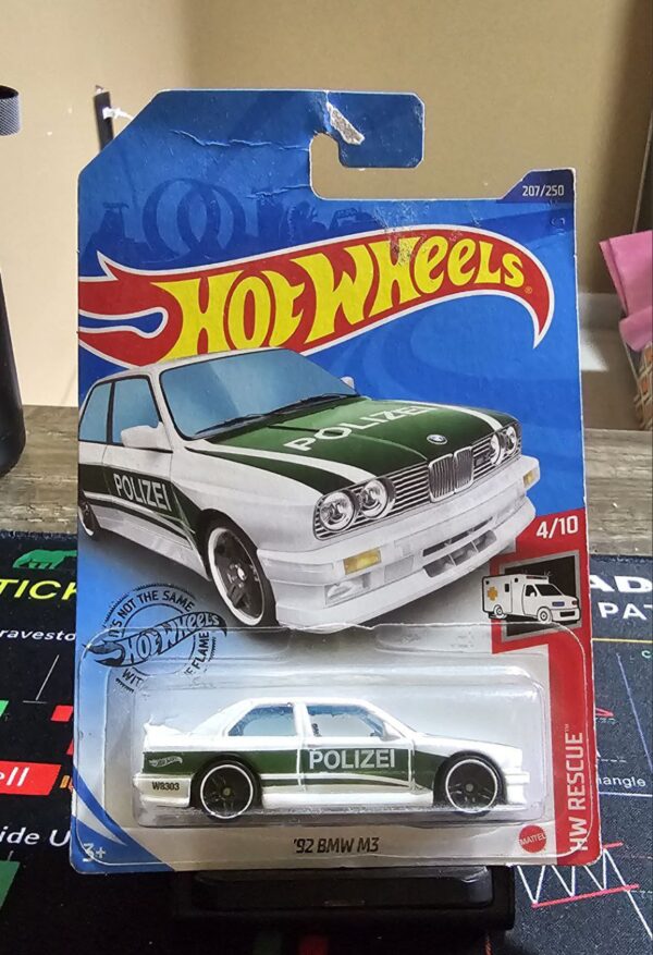 Hot Wheels '92 BMW M3 – Polizei – HW Rescue (4/10)