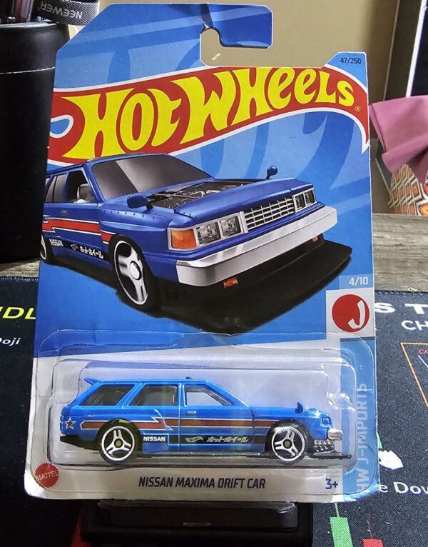 Hot Wheels Nissan Maxima Drift Car – HW J-Imports (4/10)