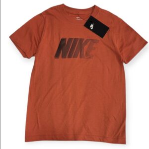 Nike Kids Camiseta Naranja con Logo Sombreado – Talla S
