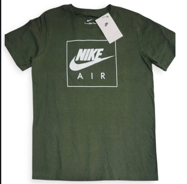Nike Air Kids Camiseta Verde Militar – Logo Cuadro Blanco – Talla M